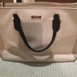 Kate Spade purse S338 off white & Cream black handles Pre-Loved very nice 8x10x5